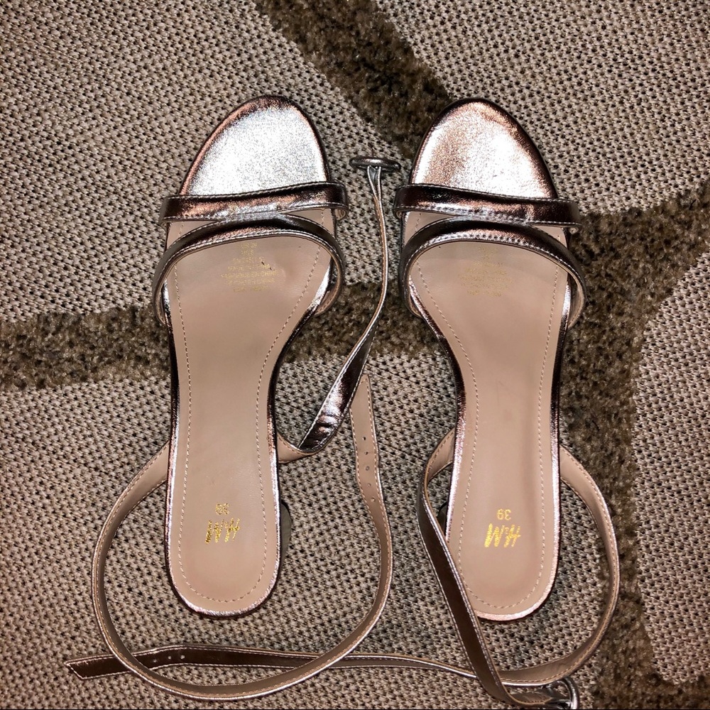 H&M silver short block sandal heel